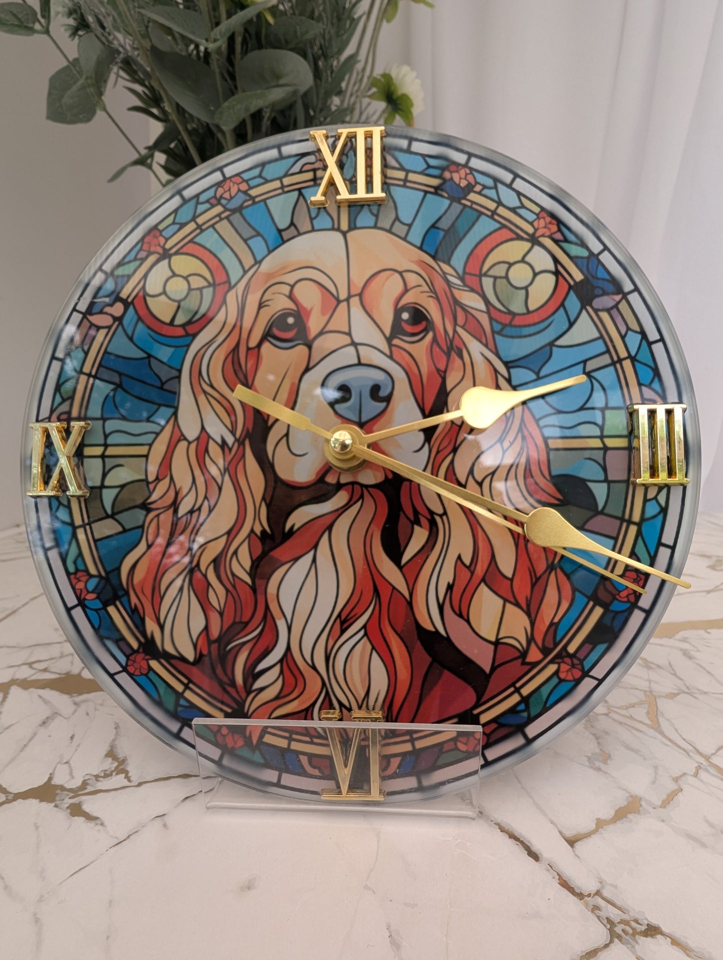 Cocker Spaniel wall clock in stained glass style, 20cm diameter round with gold Roman numerals and clock hands