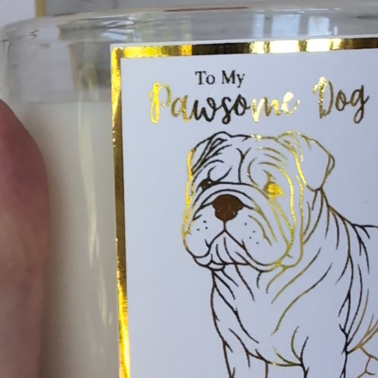 Video showing gold foiled highlights on Bulldog Mum Candle