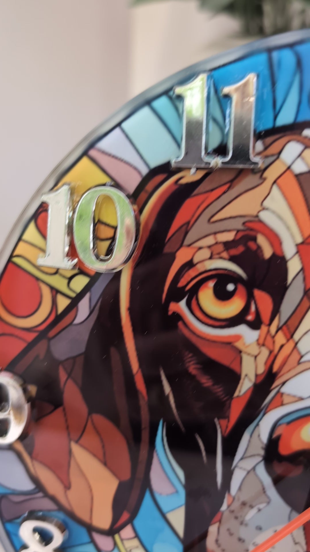 video of German Short Haired Pointer stained glass effect wall clock.  20cm diameter round, with black hands and silver numerals